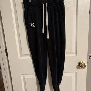 Under Armour Women’s Black Sweatpants